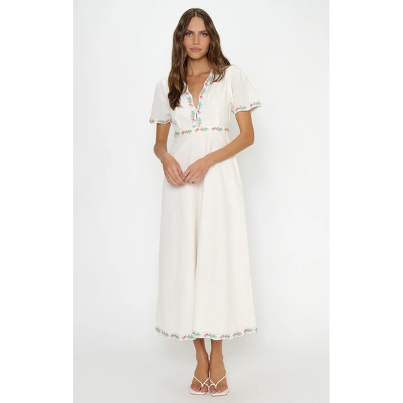 Show Me Your MuMu Dresses & Skirts - Show Me Your Mumu  Theia Floral Embroidered Linen Midi Dress White  Short Sleeve